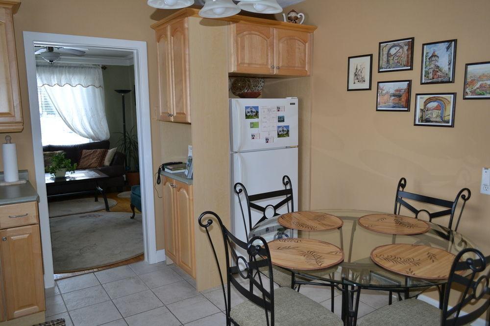 Williams Gate Bed & Breakfast Private Suites Niagara-on-the-Lake Buitenkant foto