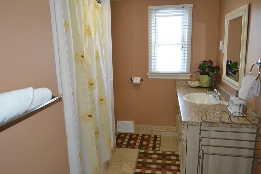 Williams Gate Bed & Breakfast Private Suites Niagara-on-the-Lake Buitenkant foto