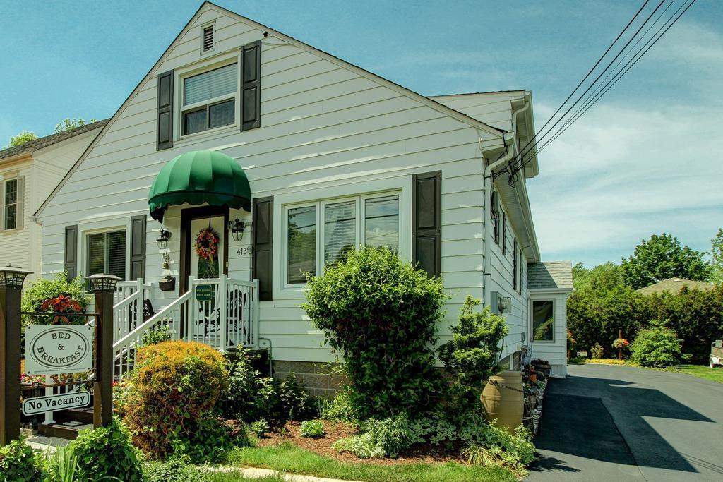 Williams Gate Bed & Breakfast Private Suites Niagara-on-the-Lake Buitenkant foto