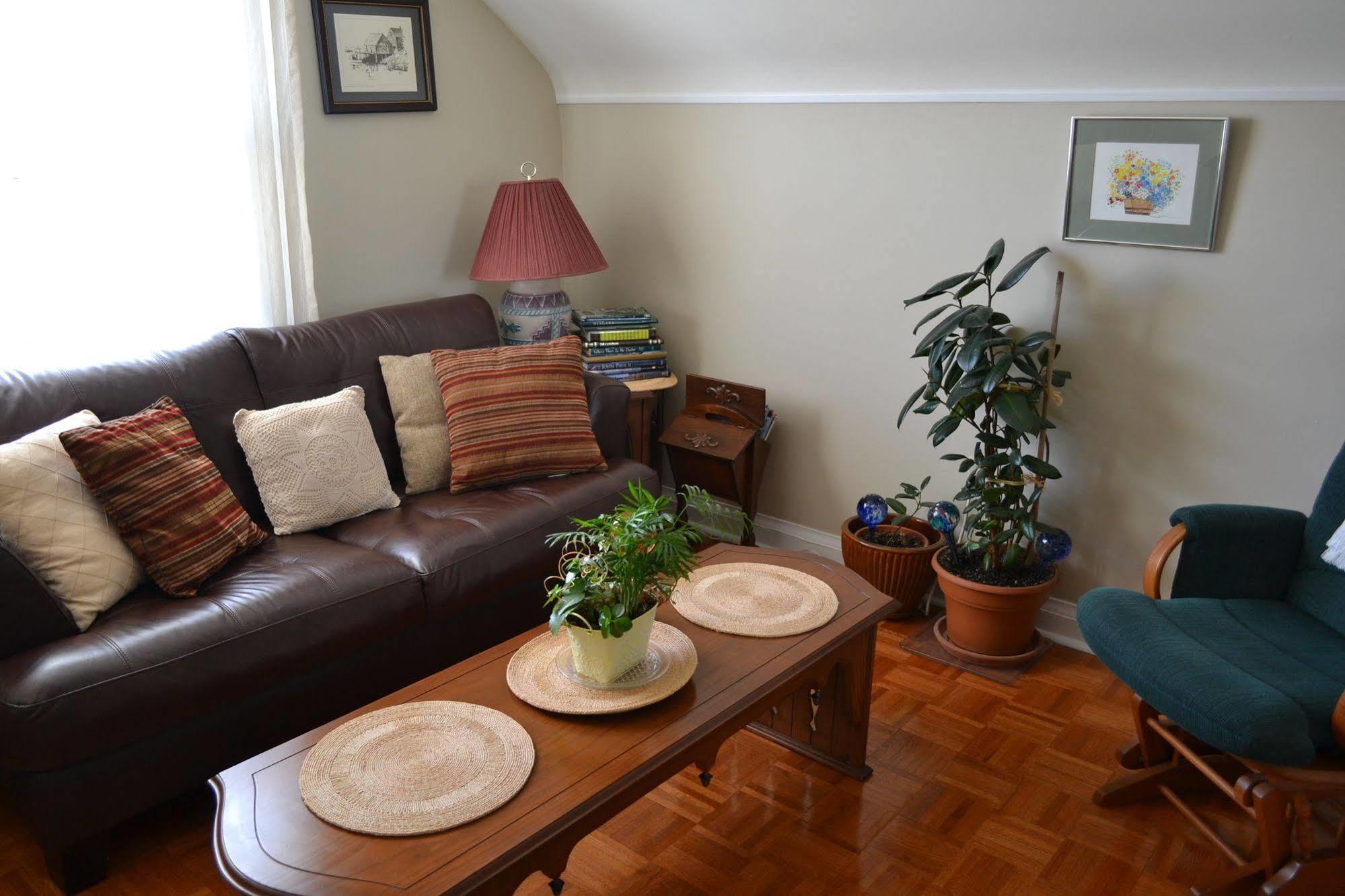 Williams Gate Bed & Breakfast Private Suites Niagara-on-the-Lake Buitenkant foto