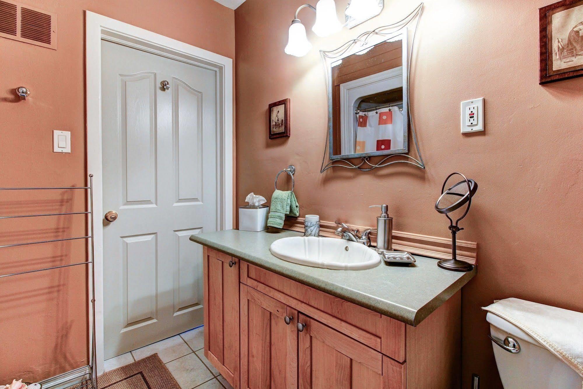 Williams Gate Bed & Breakfast Private Suites Niagara-on-the-Lake Buitenkant foto