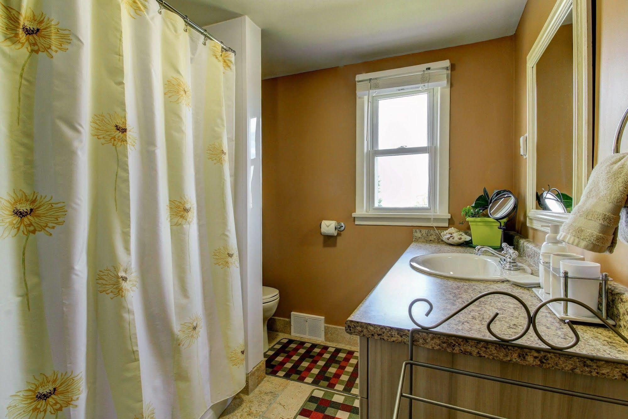 Williams Gate Bed & Breakfast Private Suites Niagara-on-the-Lake Buitenkant foto