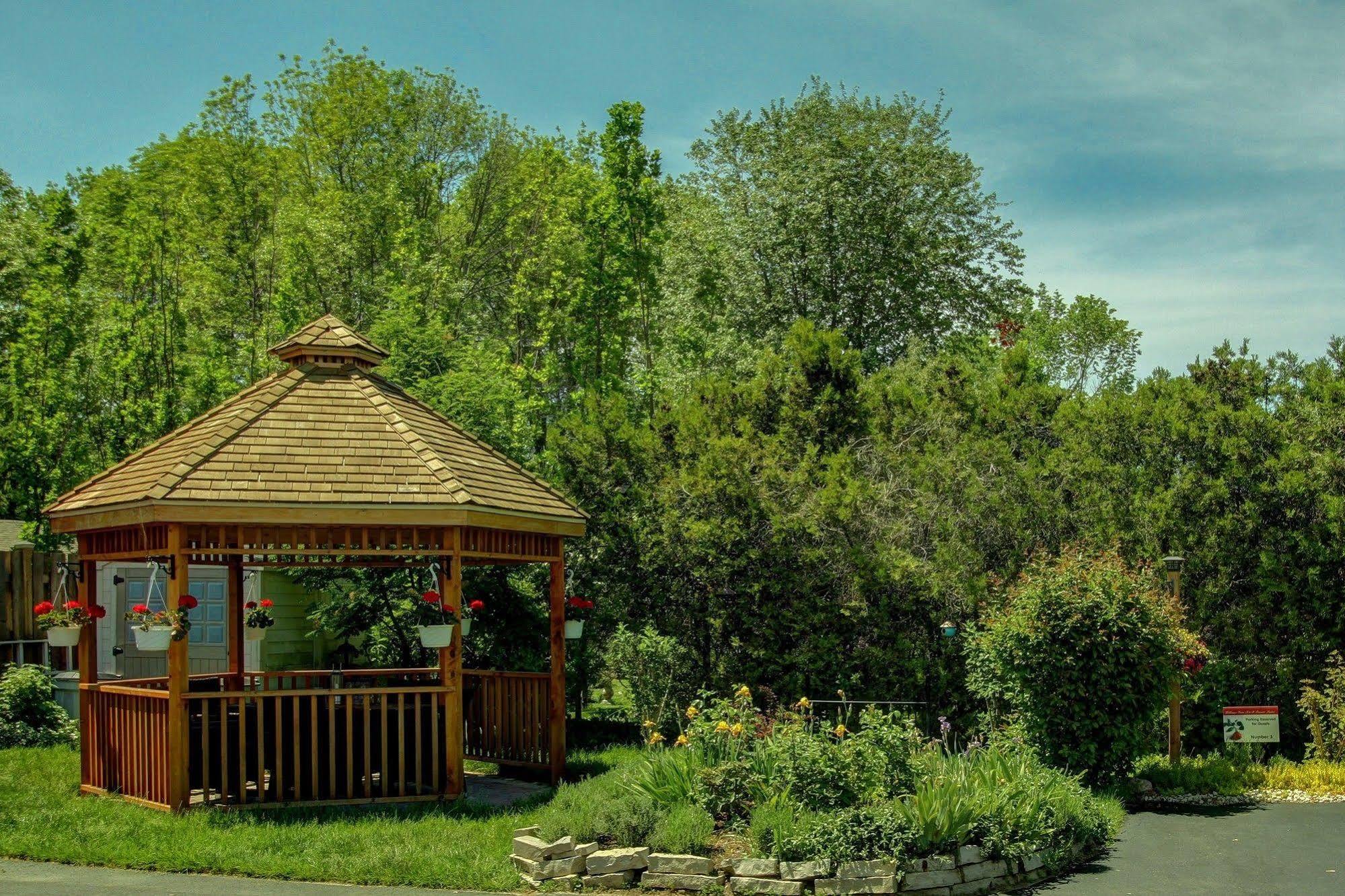 Williams Gate Bed & Breakfast Private Suites Niagara-on-the-Lake Buitenkant foto